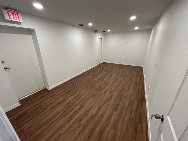 More Photos Of 5771 I 10 Industrial Pky N, Theodore Warehouse For Lease