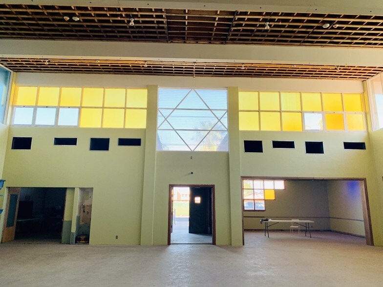 More Photos Of 331-333 E Portland St, Phoenix Freestanding For Lease
