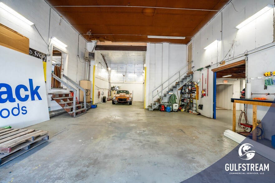 More Photos Of 1201 Hall St, Owensboro Specialty For Sale