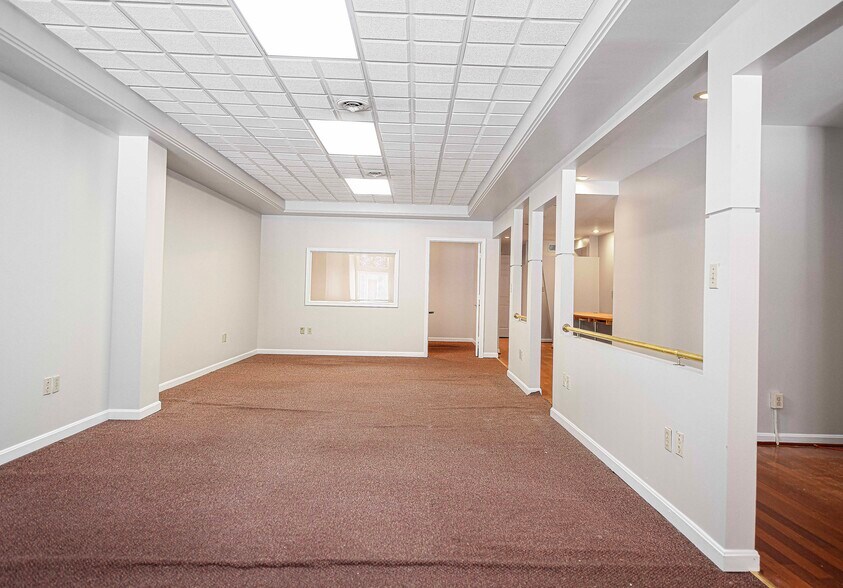 More Photos Of 2212-2214 Boston St, Baltimore Office Residential For Sale