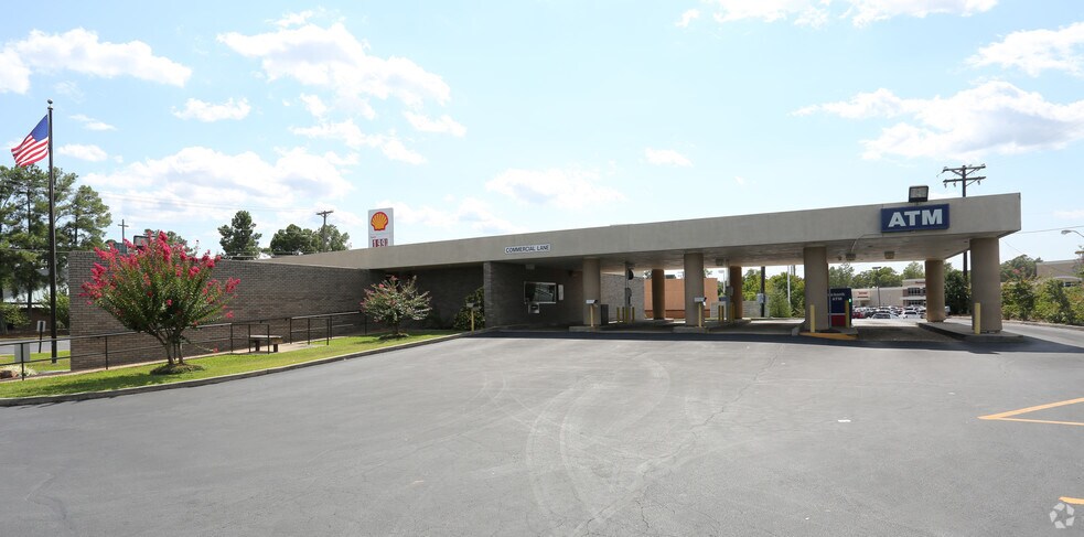 Primary Photo Of 7001 John F Kennedy Blvd, North Little Rock Bank For Sale