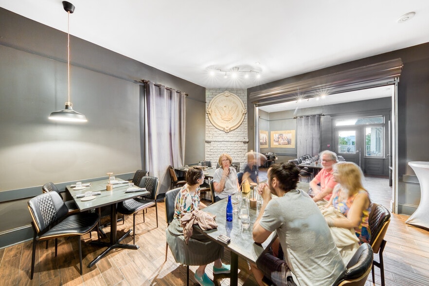 More Photos Of 87 15th St NE, Atlanta Restaurant For Sale