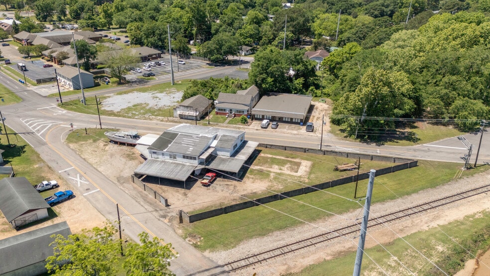 More Photos Of 306 Upper Kingston Rd, Prattville Industrial For Sale