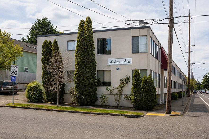 More Photos Of 7606-7720 E Burnside St, Portland Apartments For Sale