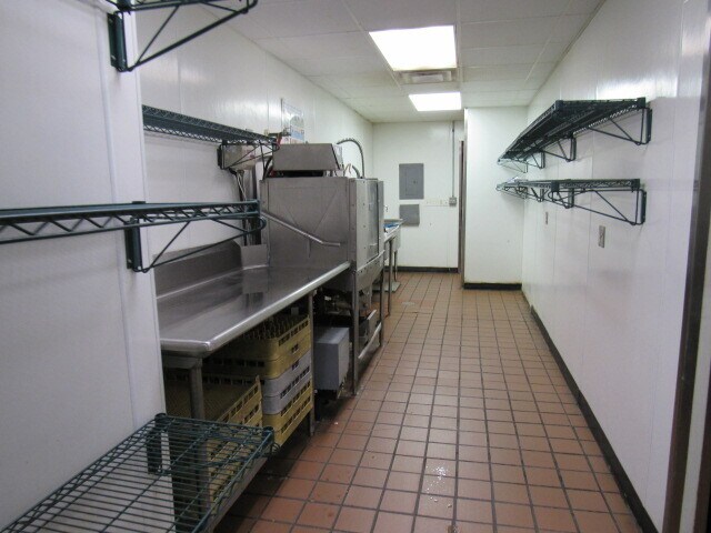 More Photos Of 509 E Oak St, Monticello Lodge Meeting Hall For Lease