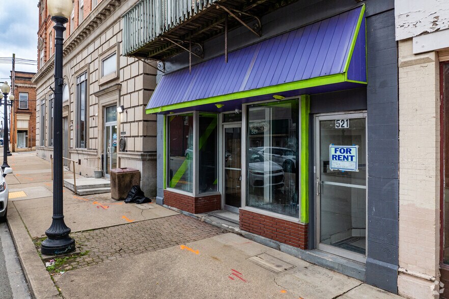 More Photos Of 521 McKean Ave, Donora Freestanding For Lease