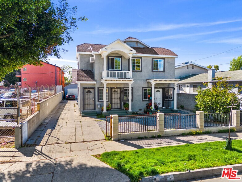 More Photos Of 1117 N Alexandria Ave, Los Angeles Apartments For Sale