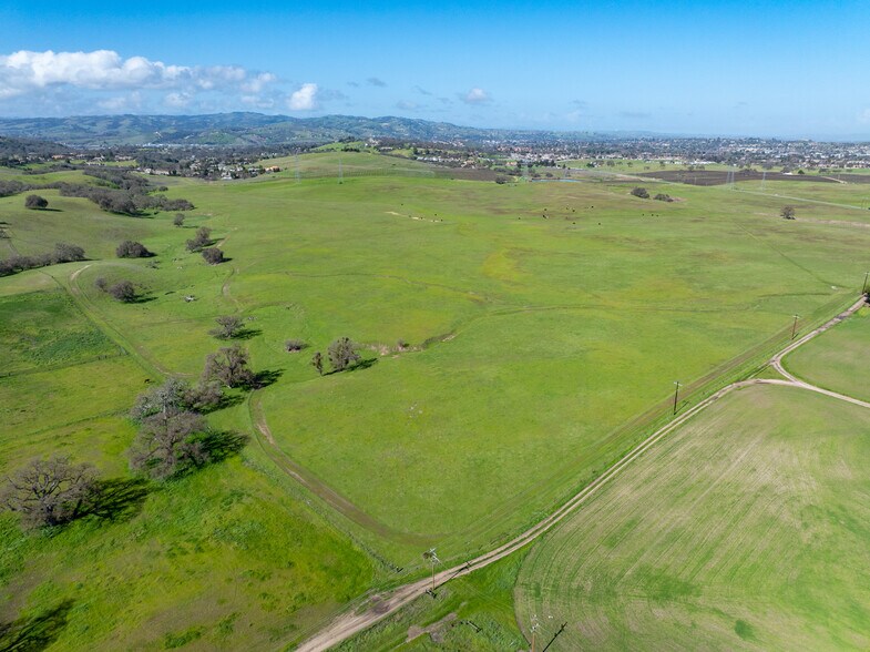 More Photos Of 0 Creston Road, Paso Robles Land For Sale