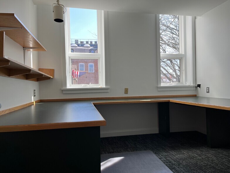More Photos Of 114 Washington St, Norwalk Office For Sale