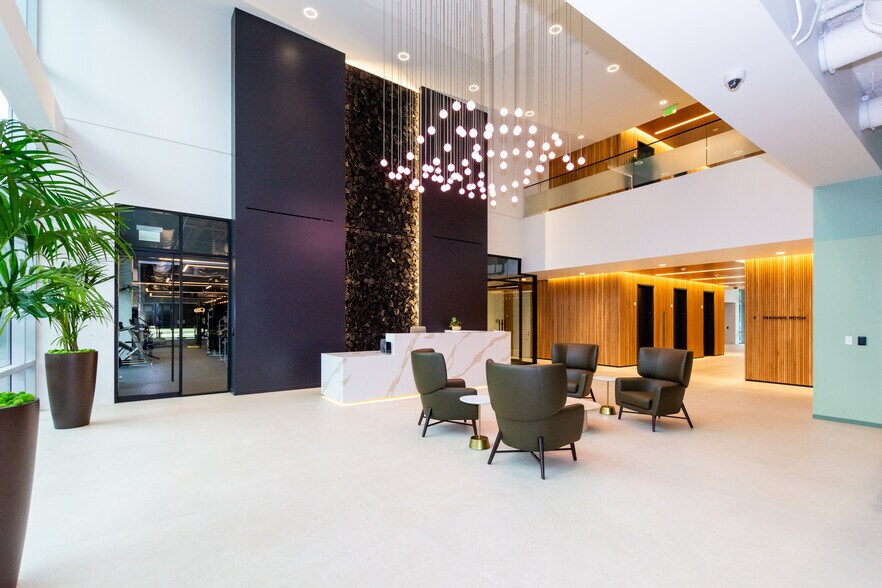 More Photos Of 1080 Eldridge Pkwy, Houston Office For Lease