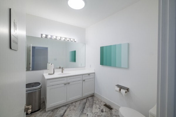 More Photos Of 410 Dinah Shore Blvd, Winchester Office Residential For Sale