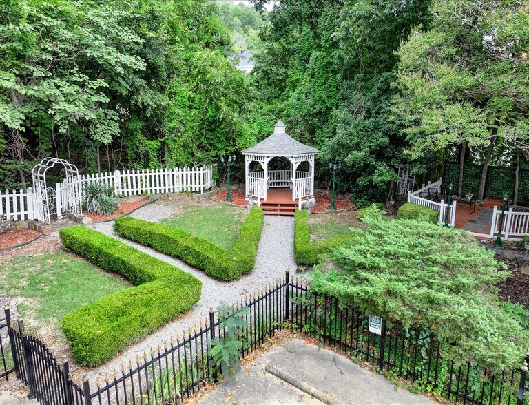 More Photos Of 318 Quapaw Ave, Hot Springs Hospitality For Sale