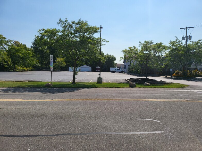 More Photos Of 2545 Niagara Falls Blvd, Buffalo Restaurant For Sale