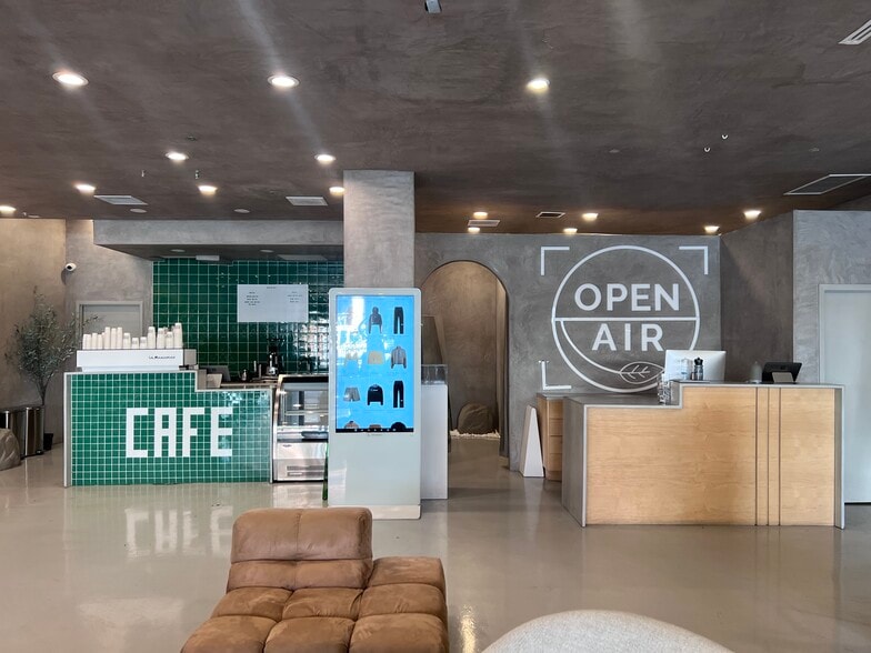 More Photos Of 8302 Melrose Ave, Los Angeles Storefront Retail Office For Lease