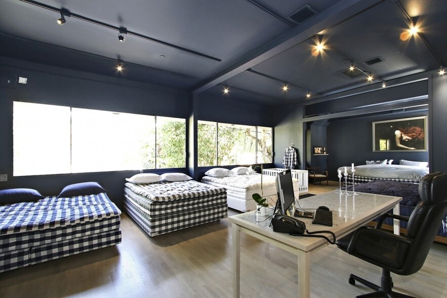 More Photos Of 8825-8827 Beverly Blvd, West Hollywood General Retail For Sale