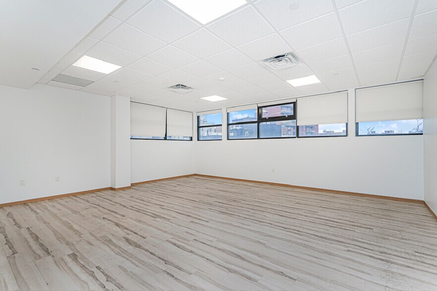 More Photos Of 360 Neptune Ave, Brooklyn Medical For Lease