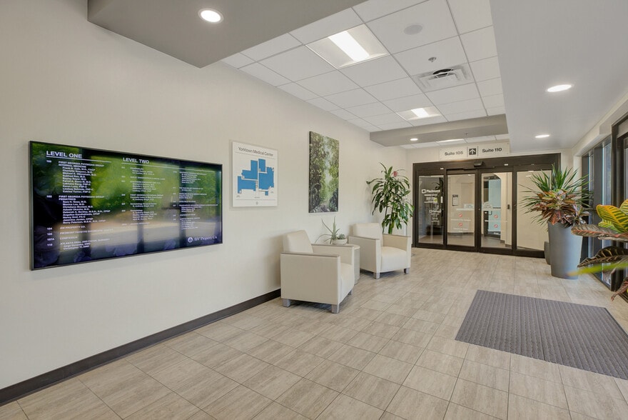 More Photos Of 101 Yorktown Dr, Fayetteville Medical For Lease