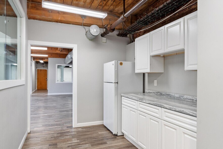 More Photos Of 65 Water St, Worcester Loft Creative Space For Sale