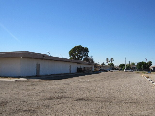 More Photos Of 500 N Broadway Ave, Blythe Medical For Sale