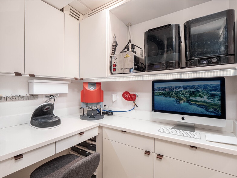 More Photos Of 1025 Fifth Ave, New York Apartments For Sale