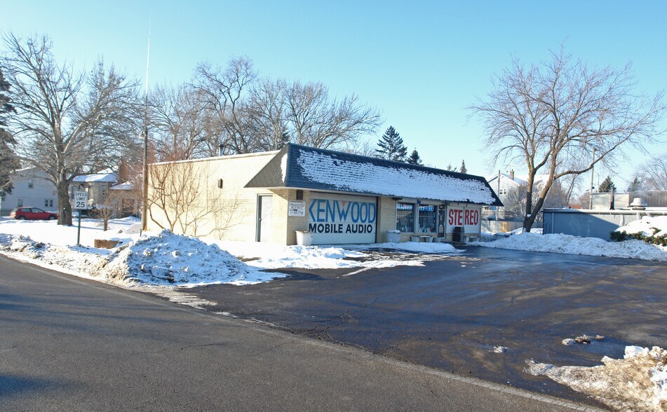 Primary Photo Of 10745 W Grand Ave, Melrose Park Freestanding For Lease
