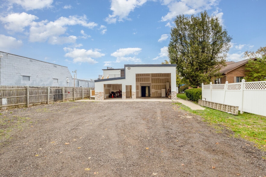 More Photos Of 6603 Dixie Hwy, Florence Freestanding For Sale