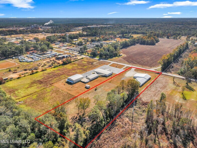 More Photos Of 6238 MS-198, Lucedale Specialty For Sale