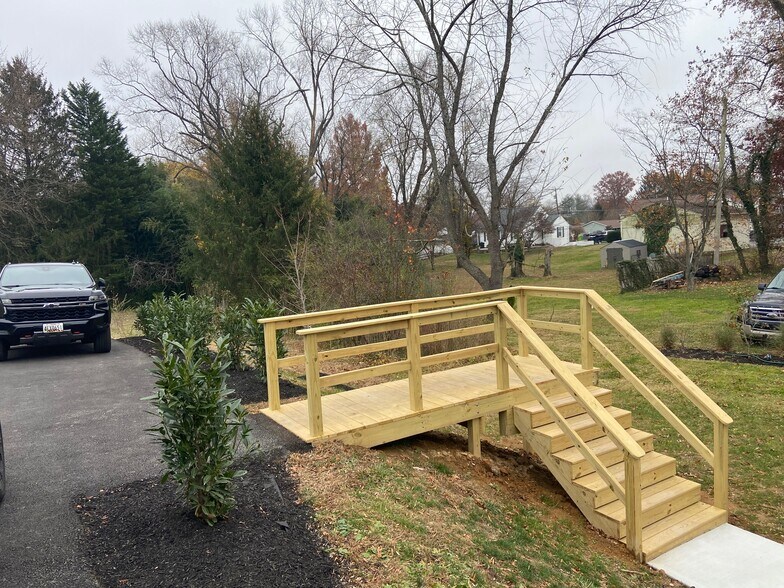 More Photos Of 909 S Main St, Bel Air Office For Lease