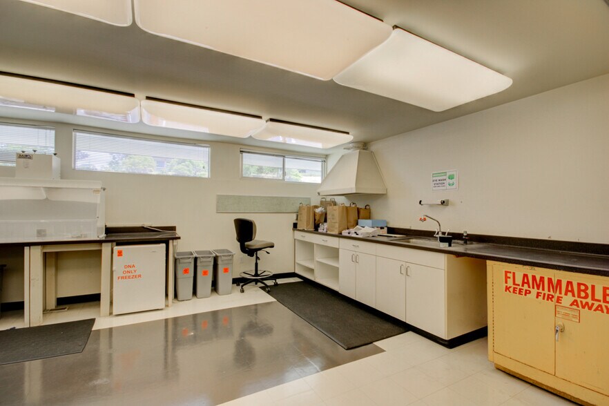 More Photos Of 1615 Hill Rd, Novato Medical For Lease