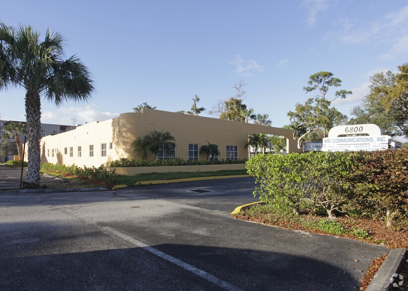 More Photos Of 6800 W Commercial Blvd, Lauderhill Office For Lease
