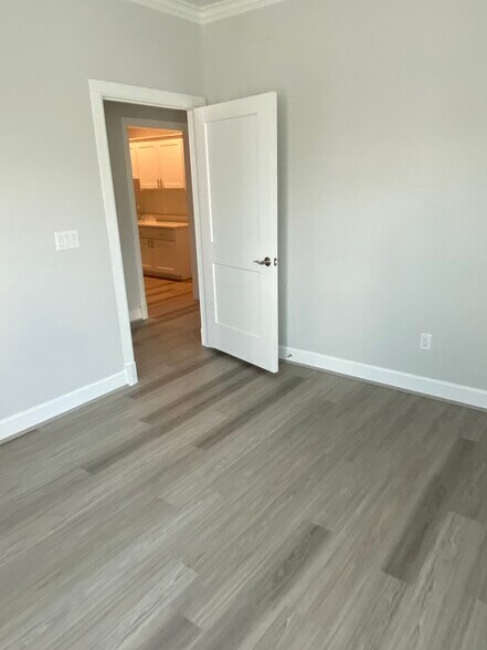 More Photos Of 400 Stonebrook Pky, Frisco Office For Sale