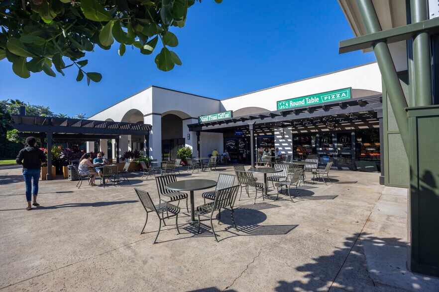 More Photos Of 2580 Kekaa Dr, Lahaina Storefront For Sale