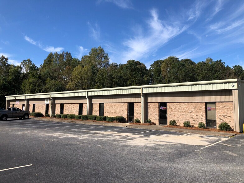 More Photos Of 5731 Miller Ct, Columbus Light Distribution For Lease