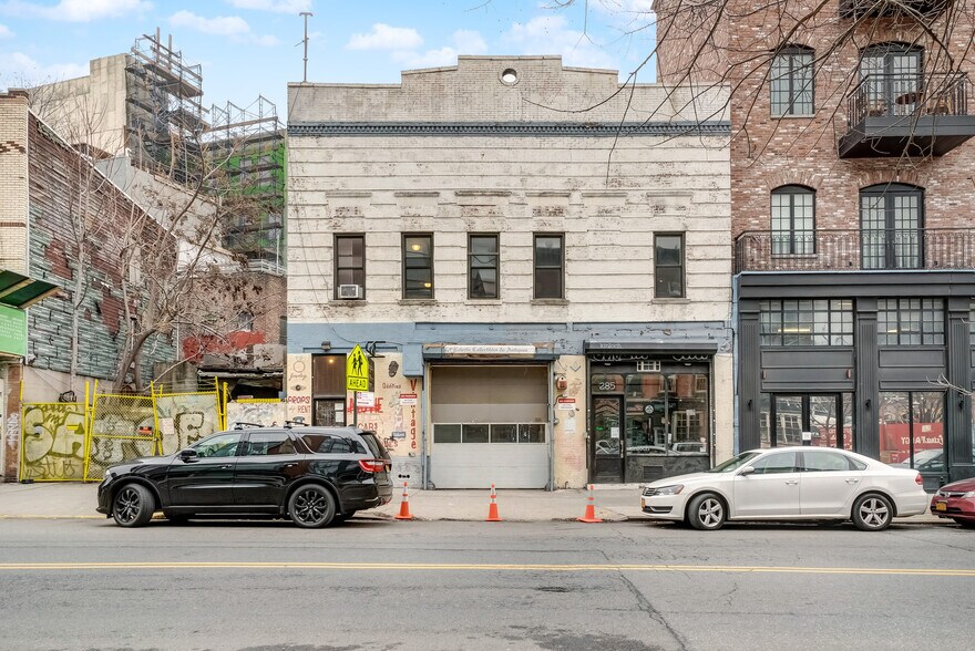 285 Metropolitan Ave, Brooklyn, NY 11211 Retail For Lease