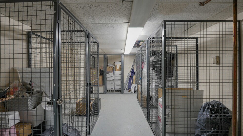 More Photos Of 5847 Francis Lewis Blvd, Oakland Gardens Medical For Sale