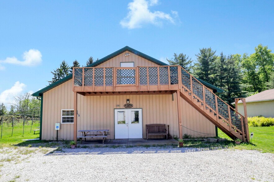More Photos Of 1900 Winchester Southern Rd, Canal Winchester Winery Vineyard For Sale