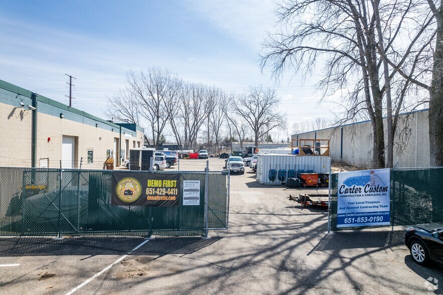 More Photos Of 3276 Fanum Rd, Vadnais Heights Service For Lease