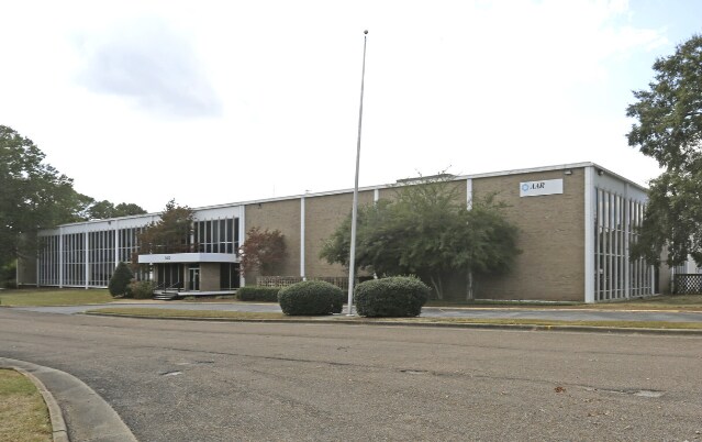 More Photos Of 140 Sparkman Dr NW, Huntsville Unknown For Lease