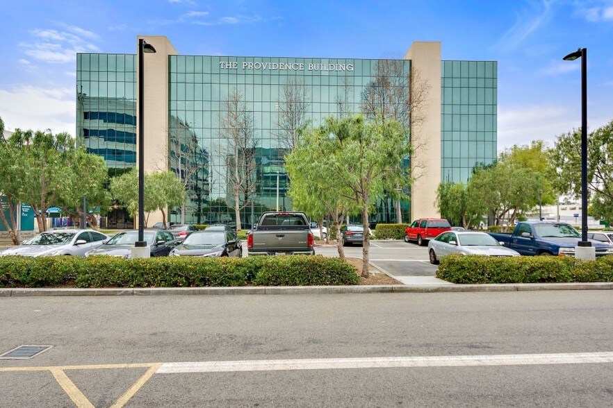 More Photos Of 1310 W Stewart Dr, Orange Medical For Sale