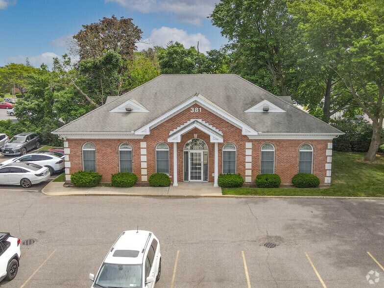 More Photos Of 55 Veterans Memorial Hwy, Commack Medical For Lease