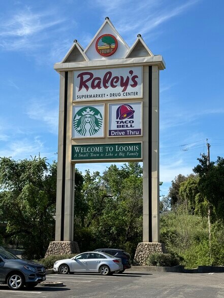 More Photos Of 6009-6119 Horseshoe Bar Rd, Loomis Unknown For Lease