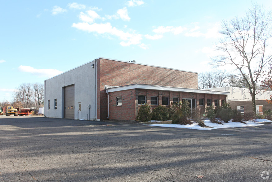 Primary Photo Of 10 Southwood Dr, Bloomfield Warehouse For Sale