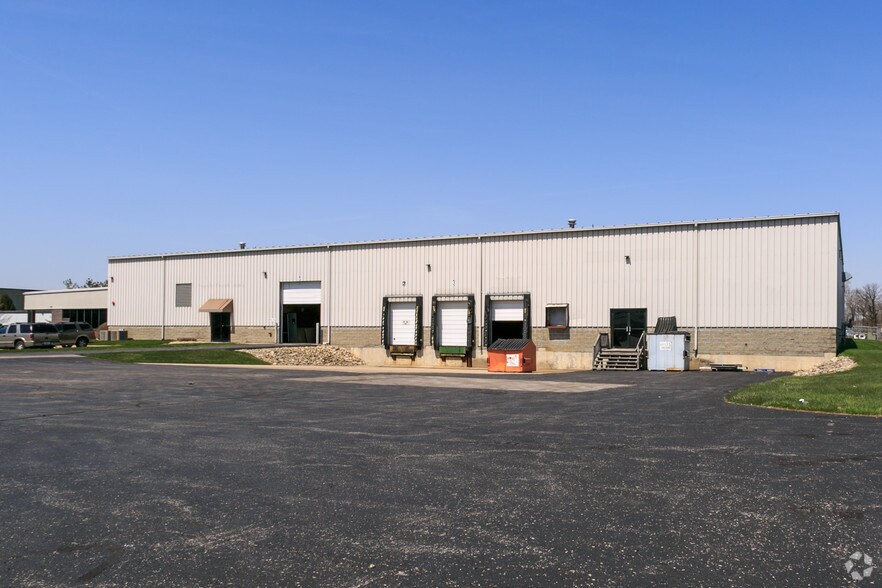 More Photos Of 17005 Westfield Park Rd, Westfield Warehouse For Lease