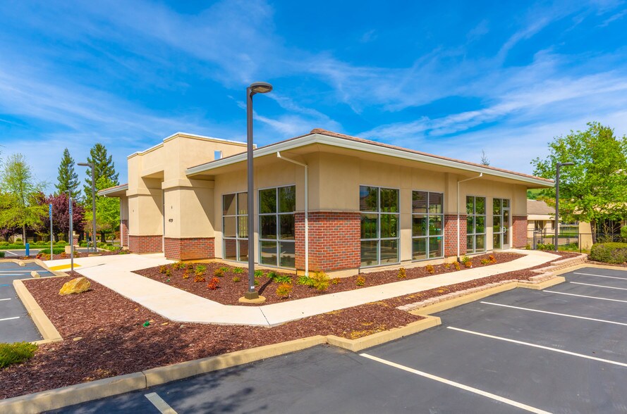 More Photos Of 4939 Hillsdale Cir, El Dorado Hills Medical For Lease