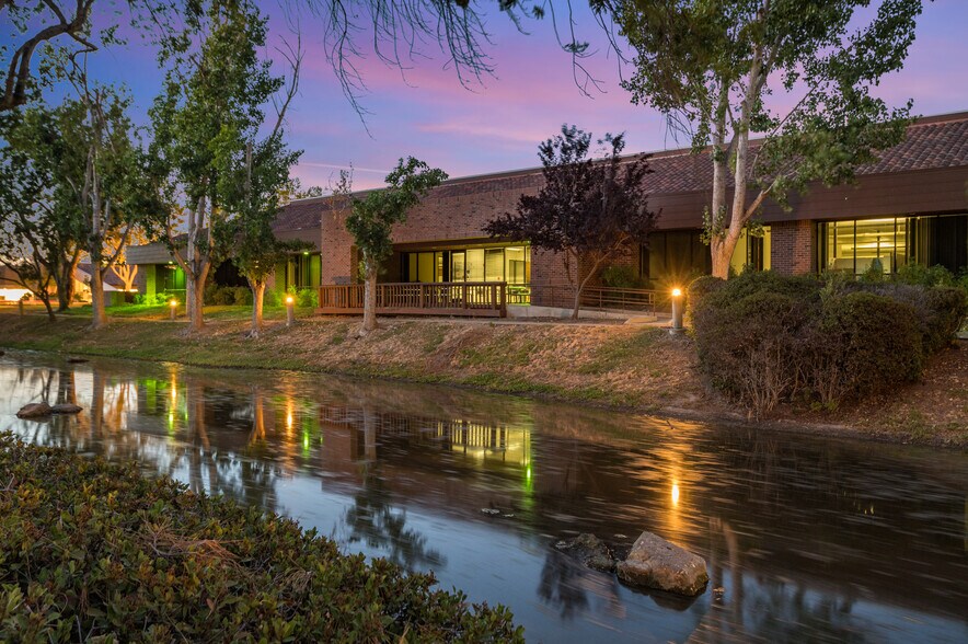 More Photos Of 3400-3450 W Warren Ave, Fremont Warehouse For Sale