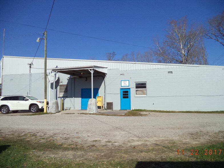 More Photos Of 5900 Scott Hwy, Robbins Freestanding For Sale