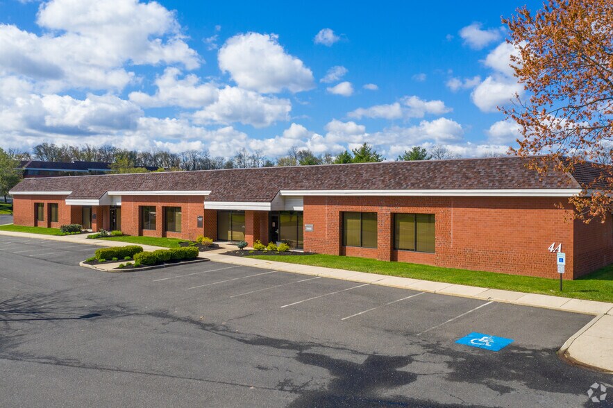 More Photos Of 2 Eves Dr, Marlton Unknown For Lease