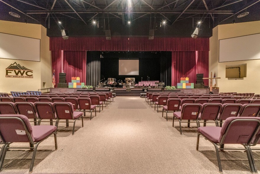 More Photos Of 1701 Westchester Dr, High Point Religious Facility For Sale