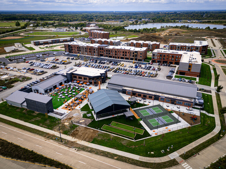 More Photos Of 4210 Philips Farm Rd, Columbia Unknown For Lease