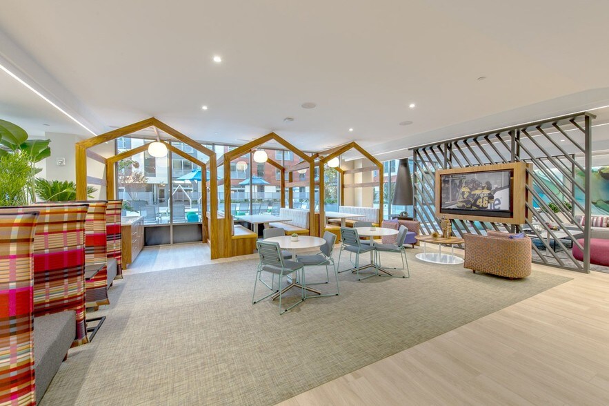 More Photos Of 190 Pleasant St, Malden Apartments For Lease